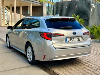 Toyota Corolla 1.8 125H BUSINESS PLUS E-CVT TOU SPORT
