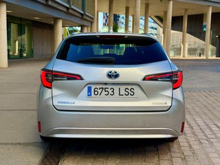 Toyota Corolla 1.8 125H BUSINESS PLUS E-CVT TOU SPORT