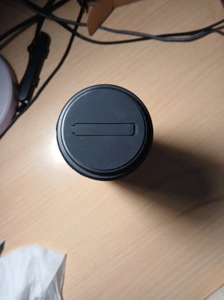 Altavoz Bluetooth de ale-hop Tubo Negro con cable.