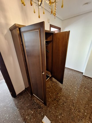 Armario clásico madera 2 puertas 181 x112 x39 cm