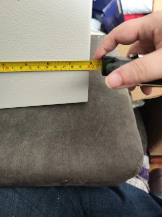 Caja fuerte de metal gris
