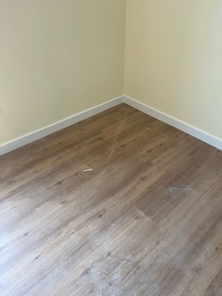 Instalación de tarima, parquet, puertas y rodapiés