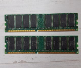 Lote 2 RAM Kingston KVR266X64C25/1G DDR 2GB