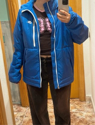 Abrigo Nike azul talla M