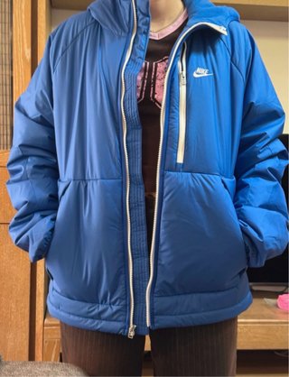 Abrigo Nike azul talla M