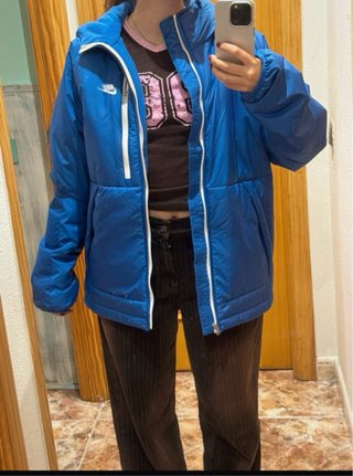 Abrigo Nike azul talla M