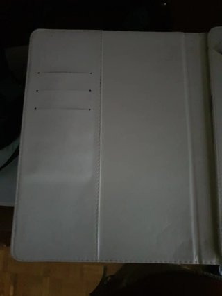 Funda Tablet 10 Corazones y Bolígrafos