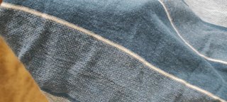 Polo de punto azul y gris