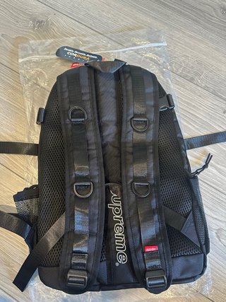 Mochila Supreme Negra Nueva