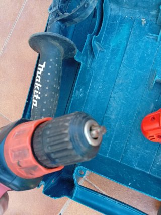 Taladro Atornillador Inalámbrico SKIL 12V