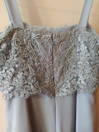 Vestido Pronovias azul encaje