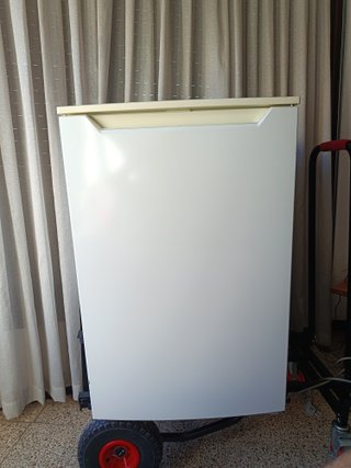 Congelador vertical 87L de 3 calaixos