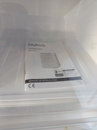 Congelador vertical 87L de 3 calaixos