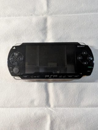 Sony PSP 1004 Nero + Gioco + Accessori
