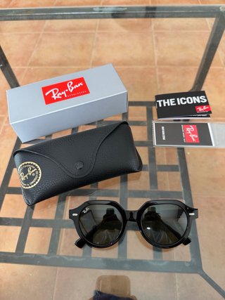 Gafas de sol Ray-Ban Negras modelo GINA