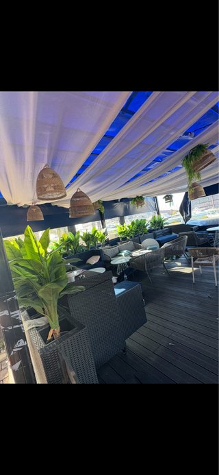 Pérgola de terraza hostelería restaurante