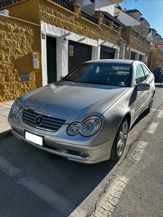 Mercedes-Benz Clase c 220cdi Sportcoupe.