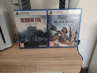Resident Evil Requiem y AC Black Flag Resynced PS5
