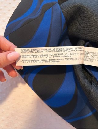 Falda Zara Estampada Azul y Negra Talla XS