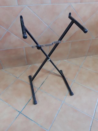 Supporto X per Tastiera/Organo