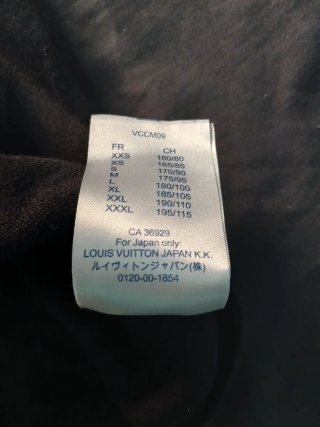 T-shirt Louis Vuitton nera autunno inverno 60€