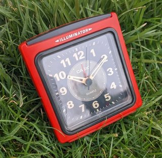 Muy raro Reloj Casio TQ-275 Illuminator Rojo