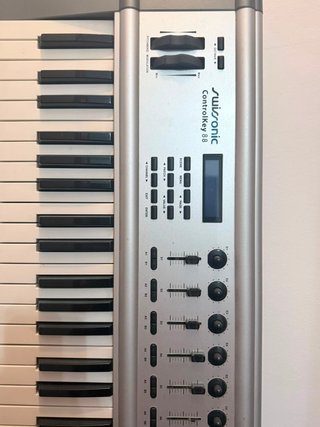 Teclado MIDI controlador