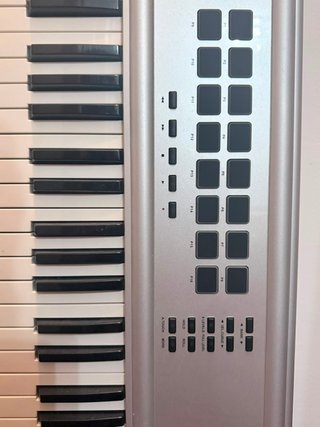 Teclado MIDI controlador