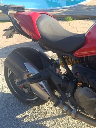 Ducati Monster 821 Roja 2016