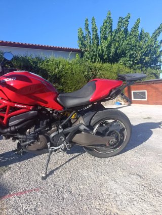 Ducati Monster 821 Roja 2016