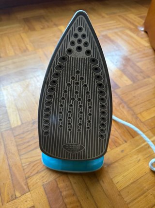 Plancha de ropa Tefal azul