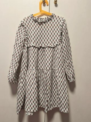 Vestido floral manga larga