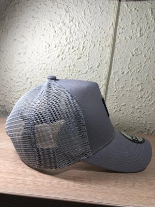 Gorra Nike Gris de rejilla Con etiqueta