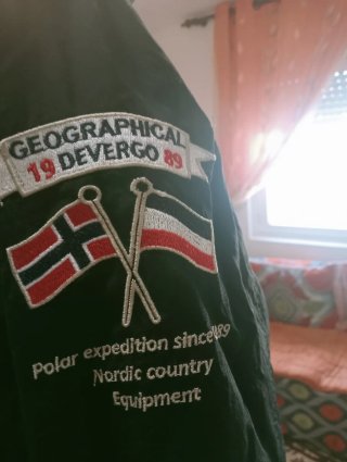 Abrigo Devergo Geographical Negro Multicolor