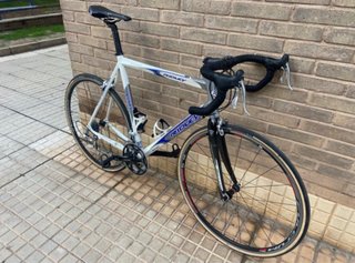 Bicicleta Carretera Ridley Blanca y Azul. Talla 54