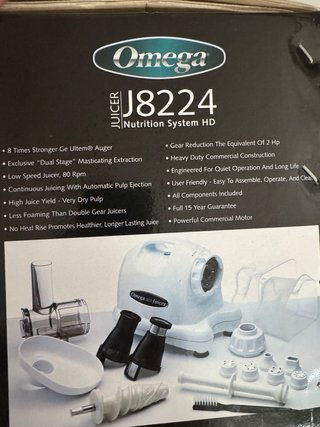 Exprimidor Omega J8224