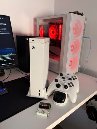 Xbox Series S Blanca + Accesorios
