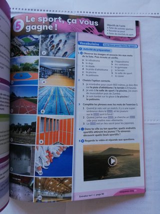 Libro de texto de frances Silhouette para 4 ESO