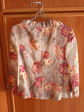 Dolores Teresa Chaqueta Floral Talla M