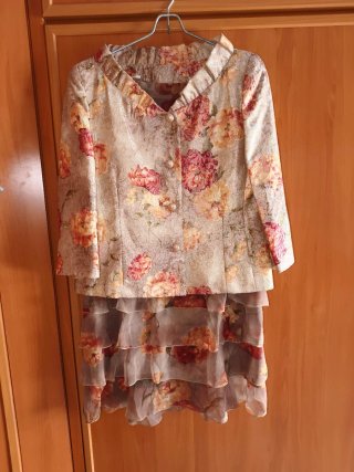 Dolores Teresa Chaqueta Floral Talla M