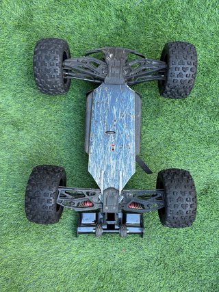 Arrma kraton 6s
