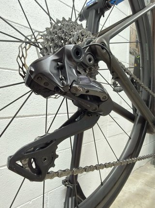 Specialized Aethos Pro 2024 con Alpinist CLX II