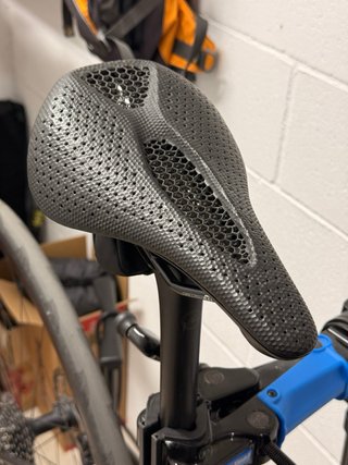 Specialized Aethos Pro 2024 con Alpinist CLX II