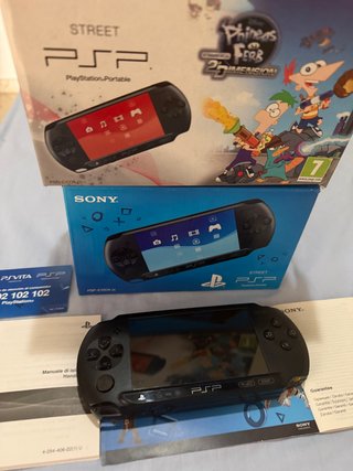 PSP Street Negra + 3 Juegos