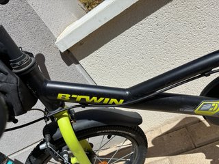 Bicicleta Infantil B'Twin 16 Dark Hero 500
