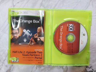 XBOX 360 Dreamcast Collection y The Orange Box