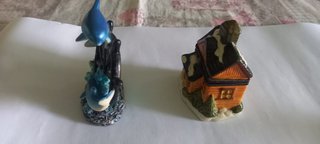 Delfino e casetta ceramica