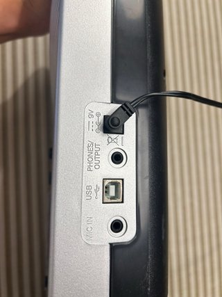 Piano Medeli MC-37A