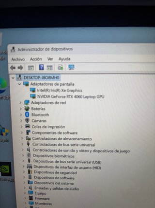 Portátil Aorus 15 9KF i5 RTX 4060 16gb RAM