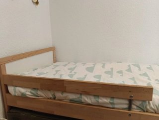 Cama infantil con funda nórdica